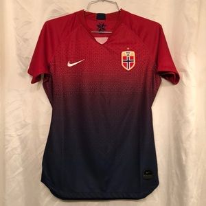 Nike Women’s National Soccer Team jersey- Norway